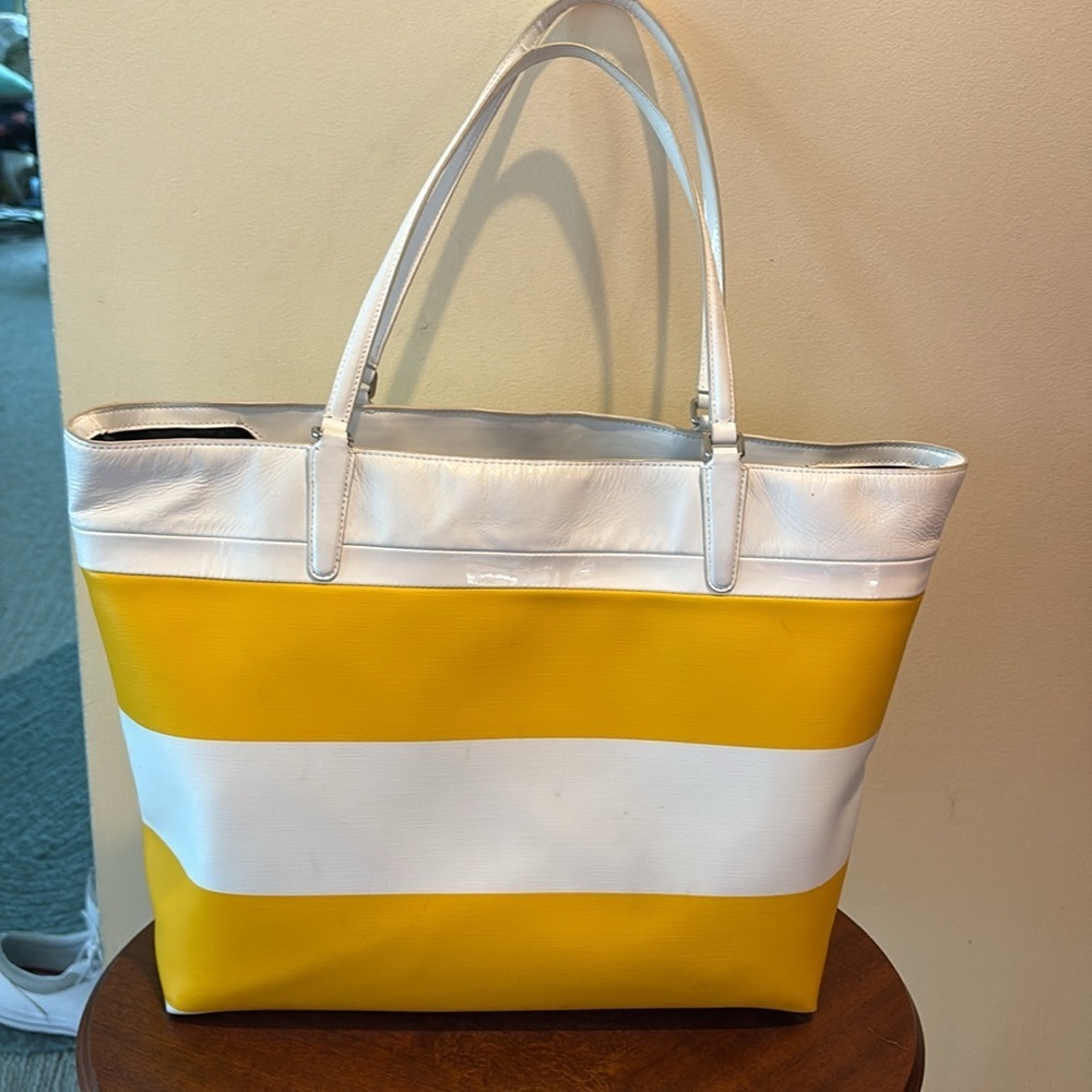 Coach  Tote  striped  yellow/white PVC   leather & patent leather trim
30511 EUC - Picture 9 of 17